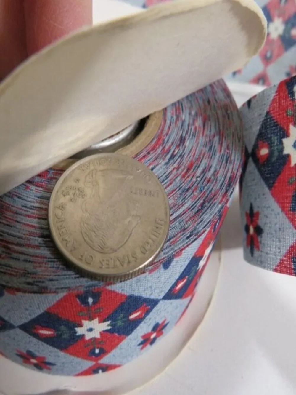 Old World Patriotic Decor Set; Bob’s Boxes Heart, 25yd Vintage Ribbon & Basket